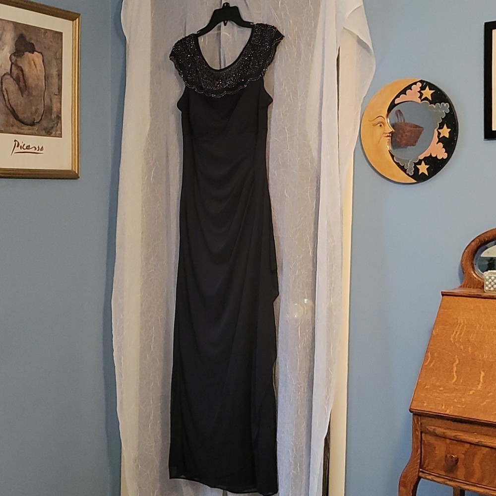 Navy blue evening gown sz 8 MSK